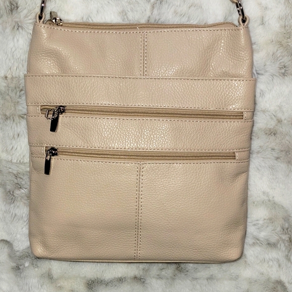 Large cream leather cowhide crossbody purse. - Picture 1 of 10